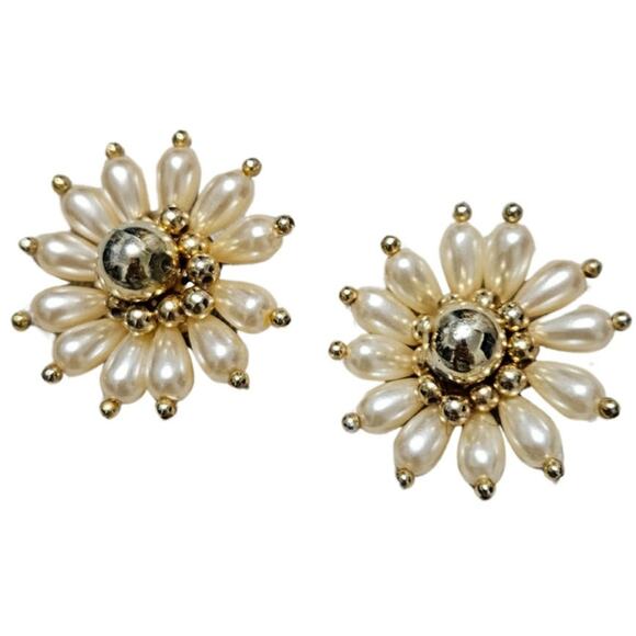 1960s Faux Pearl Cluster Huge Flower Clip-On Earrings with Gold Metal Details - Picture 1 of 4